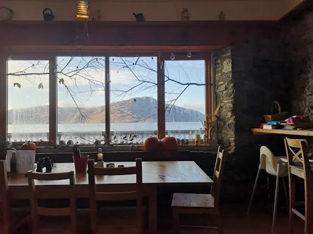 Knoydart Pottery & Tea Room