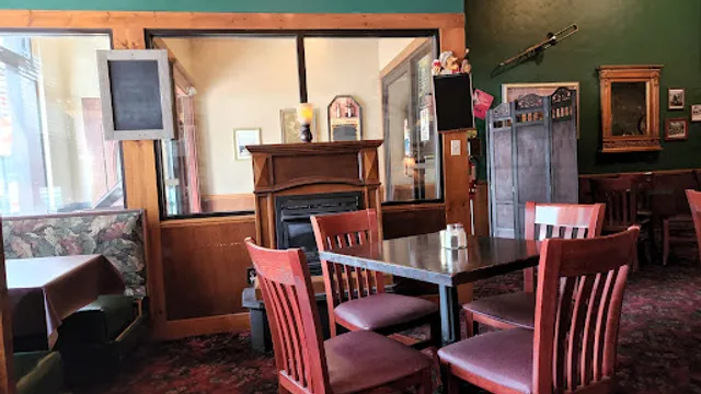 Gatsby's Seafood & Steakhouse