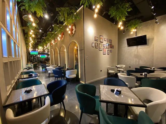 Lorenza cafe & Restaurant