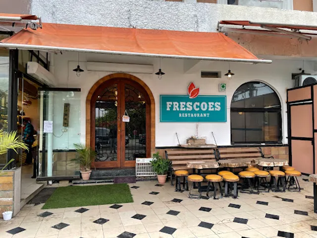 The Oven Classics Cafe