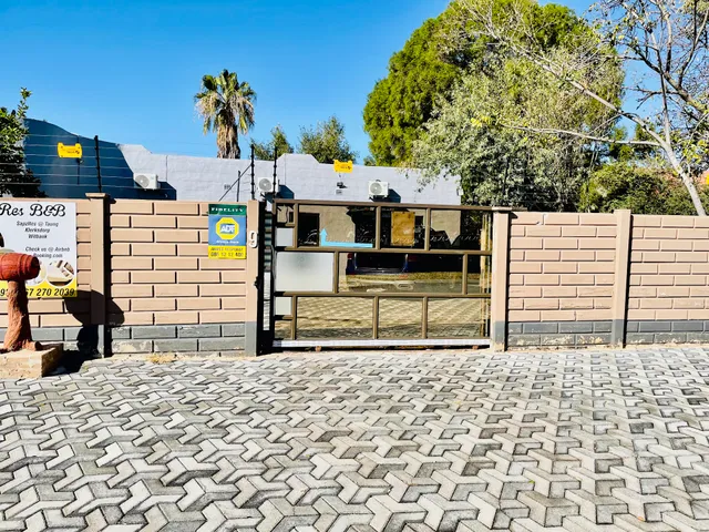 SapZres Guesthouse SAPZ for Seapei not police SAPS