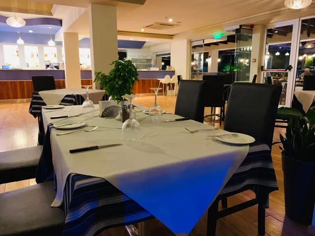 Mezepolis Kebab and Tavern