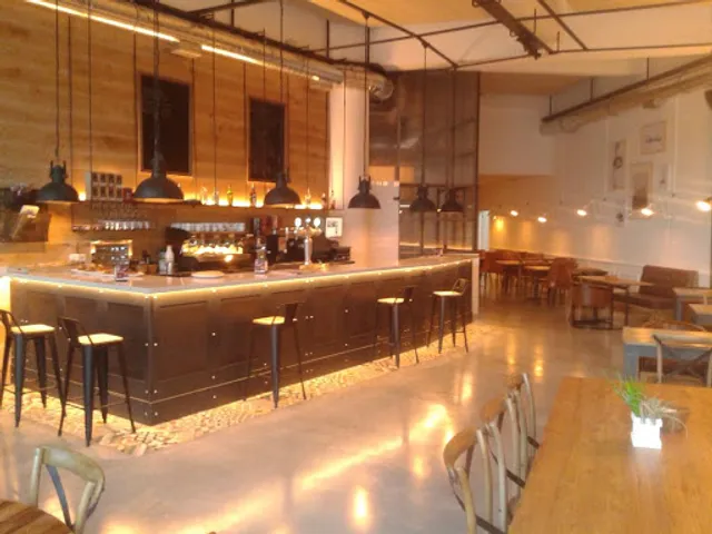 RESTAURANTE CAFE B&R BRASERIE