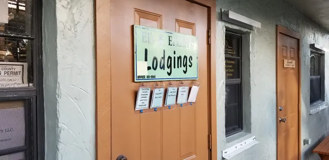 Ed & Ellen's Lodgings