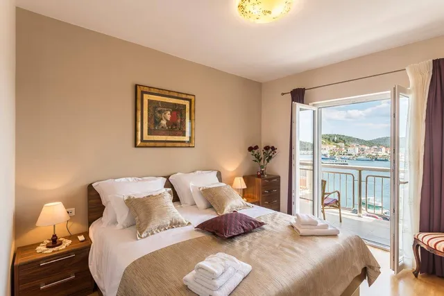 Villa Flores Rogoznica