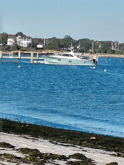 Hyannis Port Yacht Club