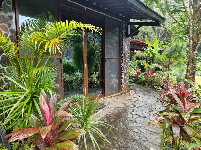 Cabañas De Cerro Azul