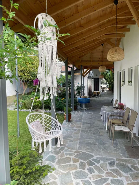 Alexandraki Apartments