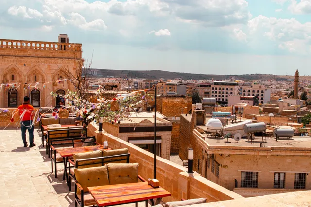 MONS MASİUS HOTEL & CAFE TERAS