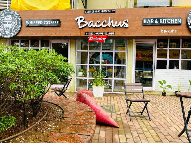 Baccus Cafe | Bar | Kitchen