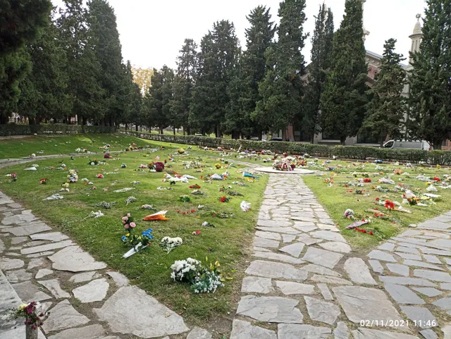 OFICINAS del Cementerio de la Almudena (SFM)