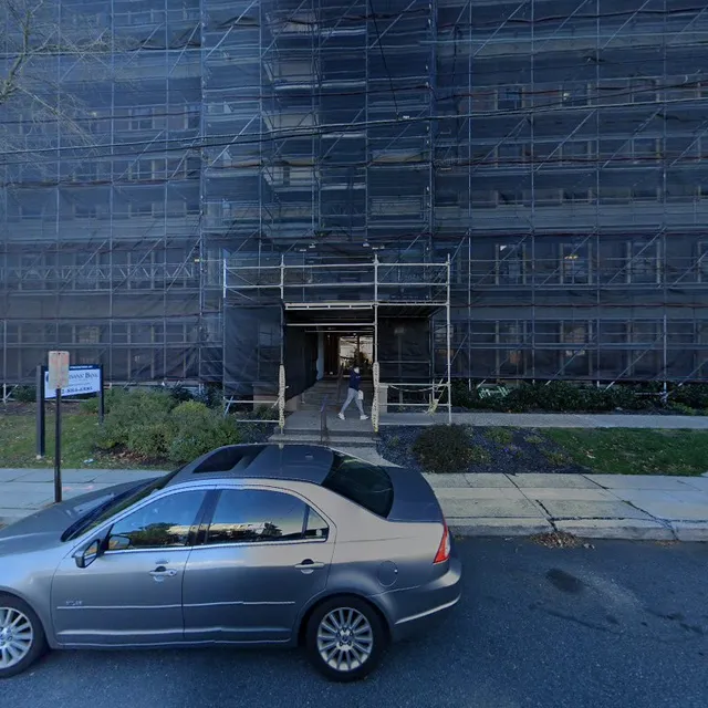 Kneading Universal Massage