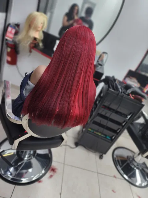 Bronx finest cutz and salon (Barber shop)