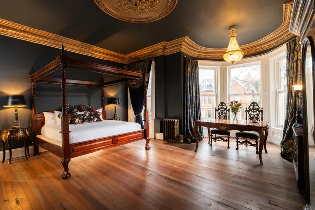 The Harrison Chambers of Distinction