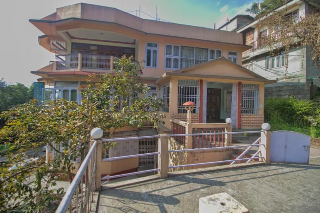 OYO 69672 Hotel Green Highway