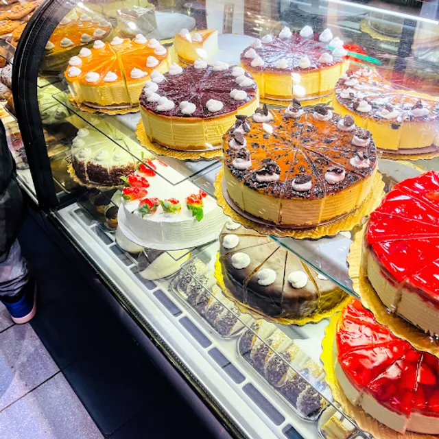 Carve: Unique Sandwiches & Pizza