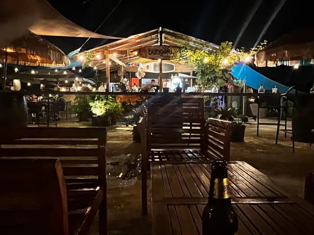 Bungalu Rest & Bar