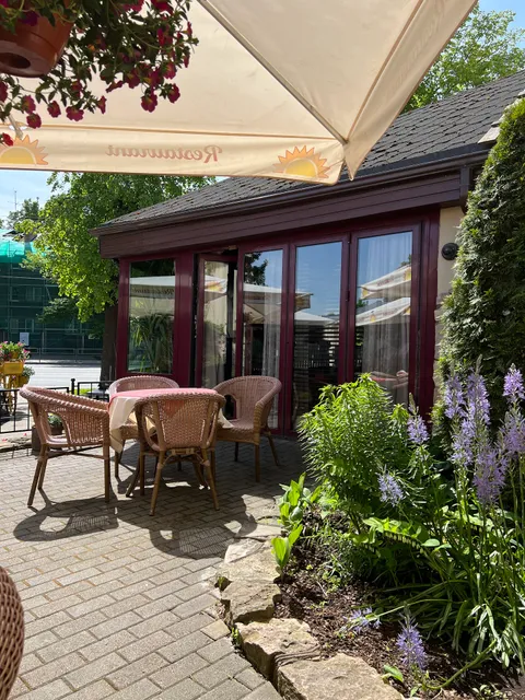 "Cafe 24" SIA, restorāns-beķerēja-kafeinīca "Ēlande"