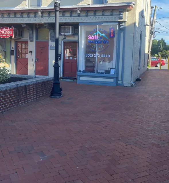 Himalayan Salt Of The Earth Cave