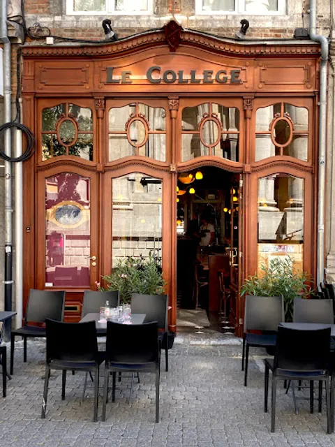 Le College
