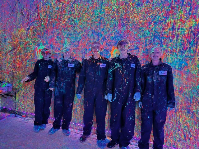 CRusched Smash & Art Studio