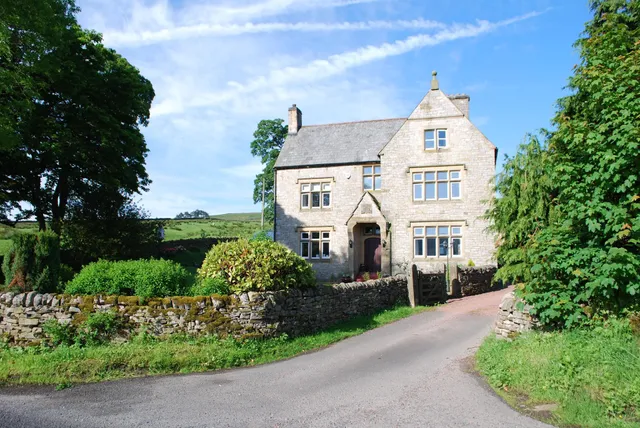 Harbut Law Holiday Cottages