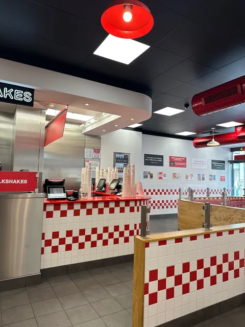 Five Guys Burgers and Fries Düsseldorf Altstadt