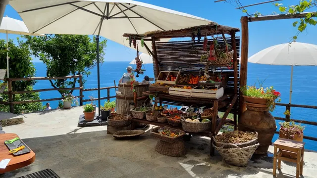 Farm Shop - Azienda Agricola Sentiero Azzurro Parco Nazionale delle Cinque Terre