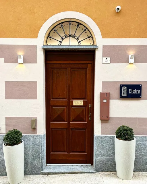 Eleìra Luxury Accommodations