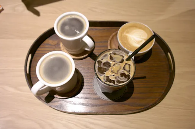 CAFÉ DILL (카페 딜)