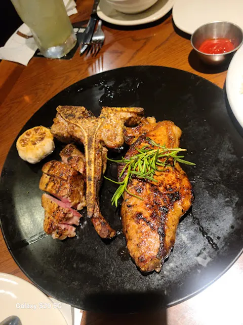 아웃백스테이크하우스 남포항점