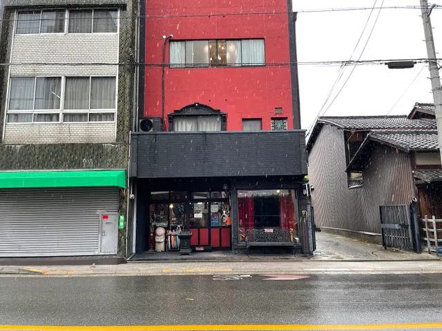 Modoribashi Shashinkan