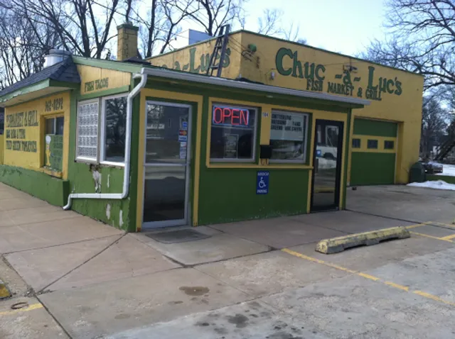 Chuc-a-Luc's Fish Market Grill & Soul Food