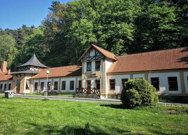 Hotel Lázně Kostelec