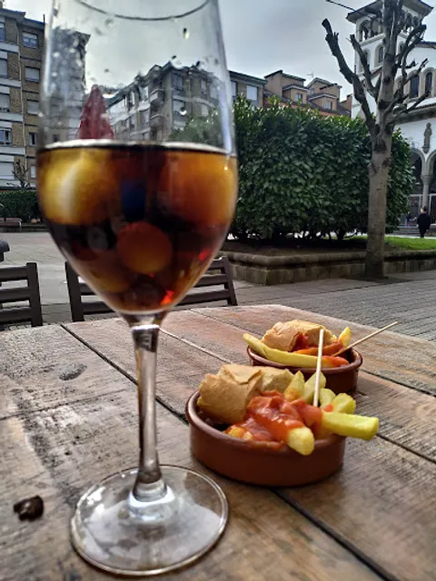 Tom Malory l'entregu