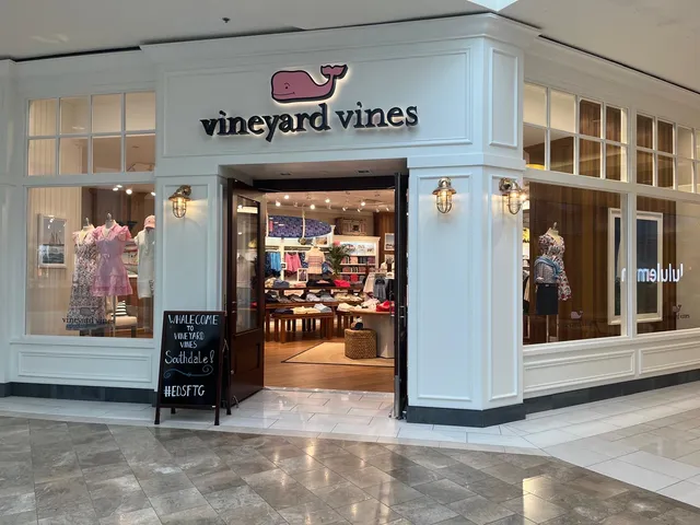 vineyard vines