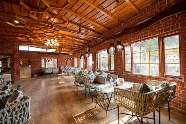 Let Me Dine Restaurant