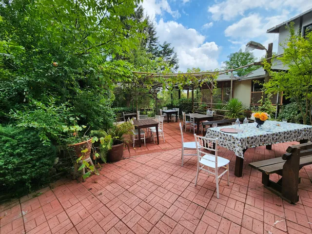 Hera Restoran Konaklama