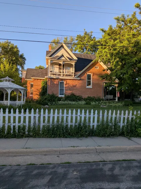Secret Garden Bed & Breakfast