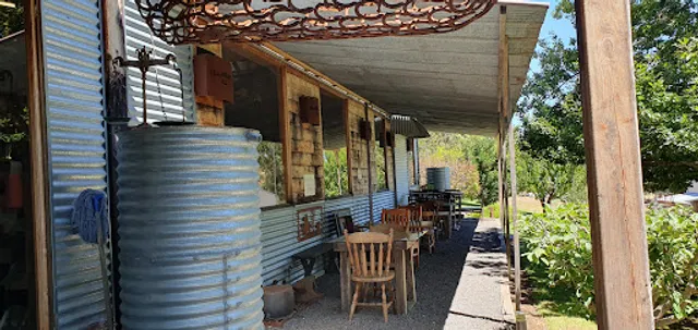 Killingworth Hill Cafe & Whisky Bar