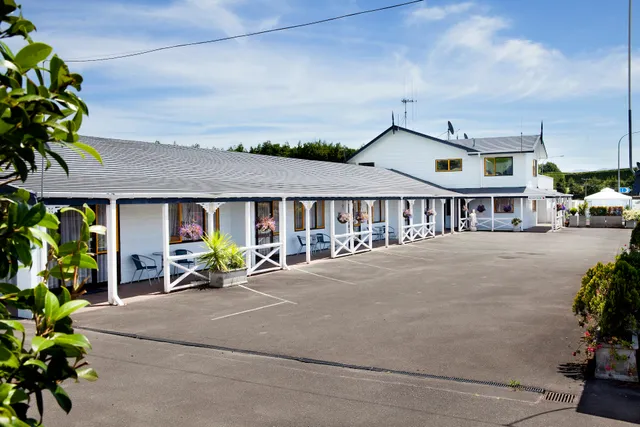 Accommodation Te Puna