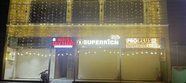 OYO Hotel Olive Square