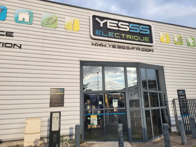 YESSS Electrique Arles