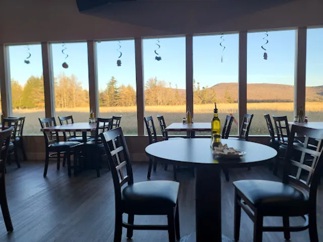 Mama Mia Pie and Pasta