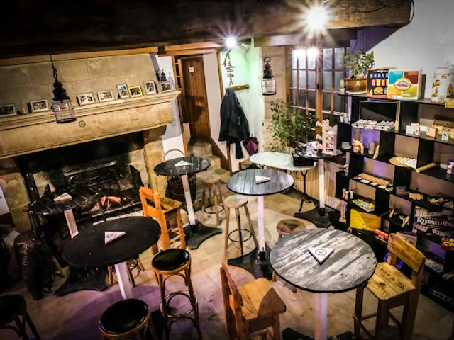 La Tour Des Villains De Montsaugeon