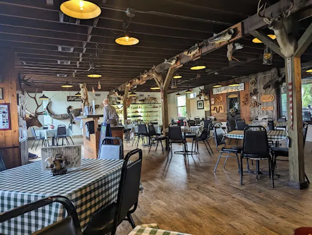 Linger Lodge Restaurant & Bar