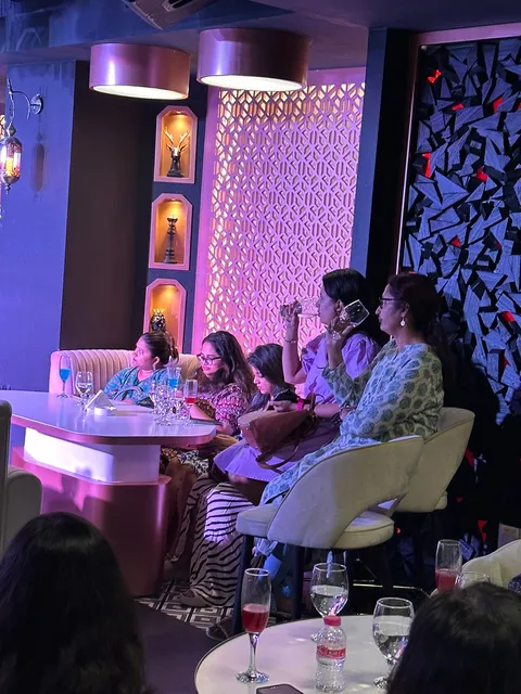 Indo Haveli - Best veg. or Non Veg Restaurant & Bar in Bur Dubai