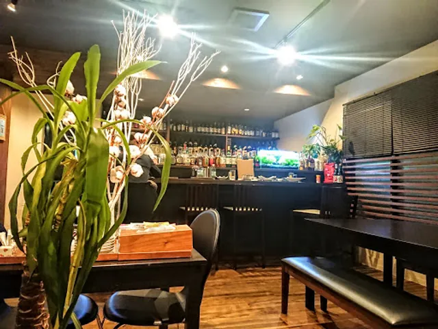 KITCHEN＆BAR カリスマ 大竹