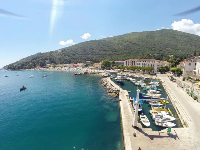 Apartment Vera Mošćenička draga