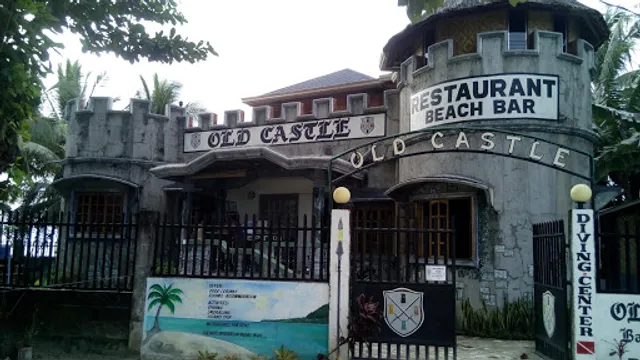 Old Castle Beach Resort